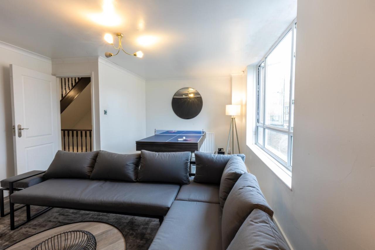 The Stratford Victoria Villa London Bagian luar foto