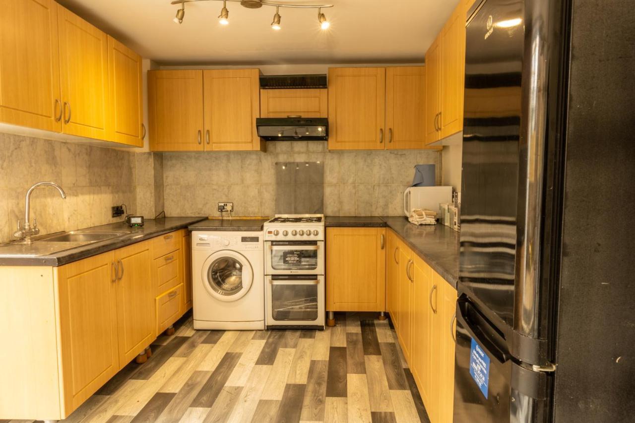 The Stratford Victoria Villa London Bagian luar foto